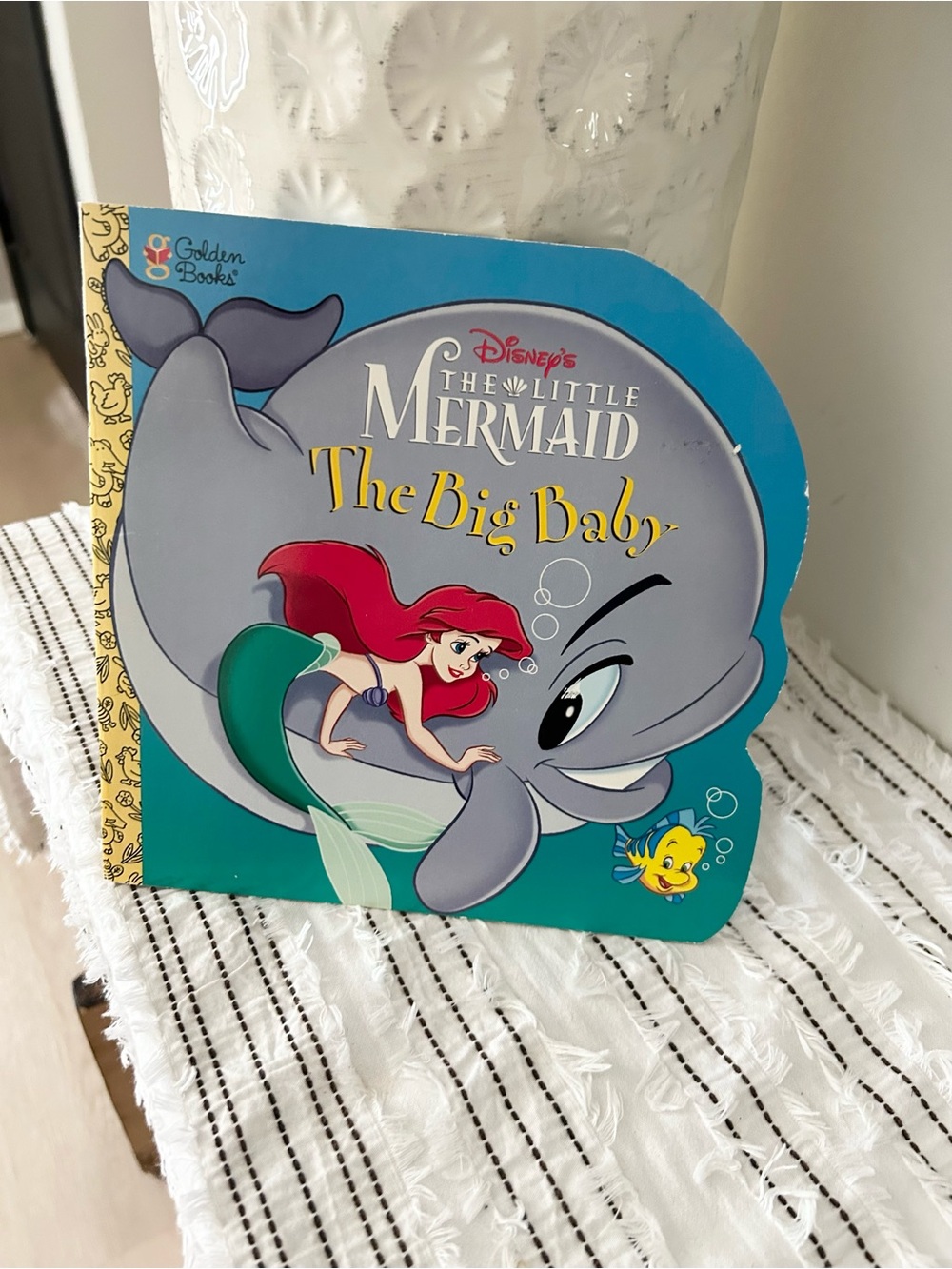 1998 Disney Little Mermaid The Big Baby Golden Books Super Shape Book